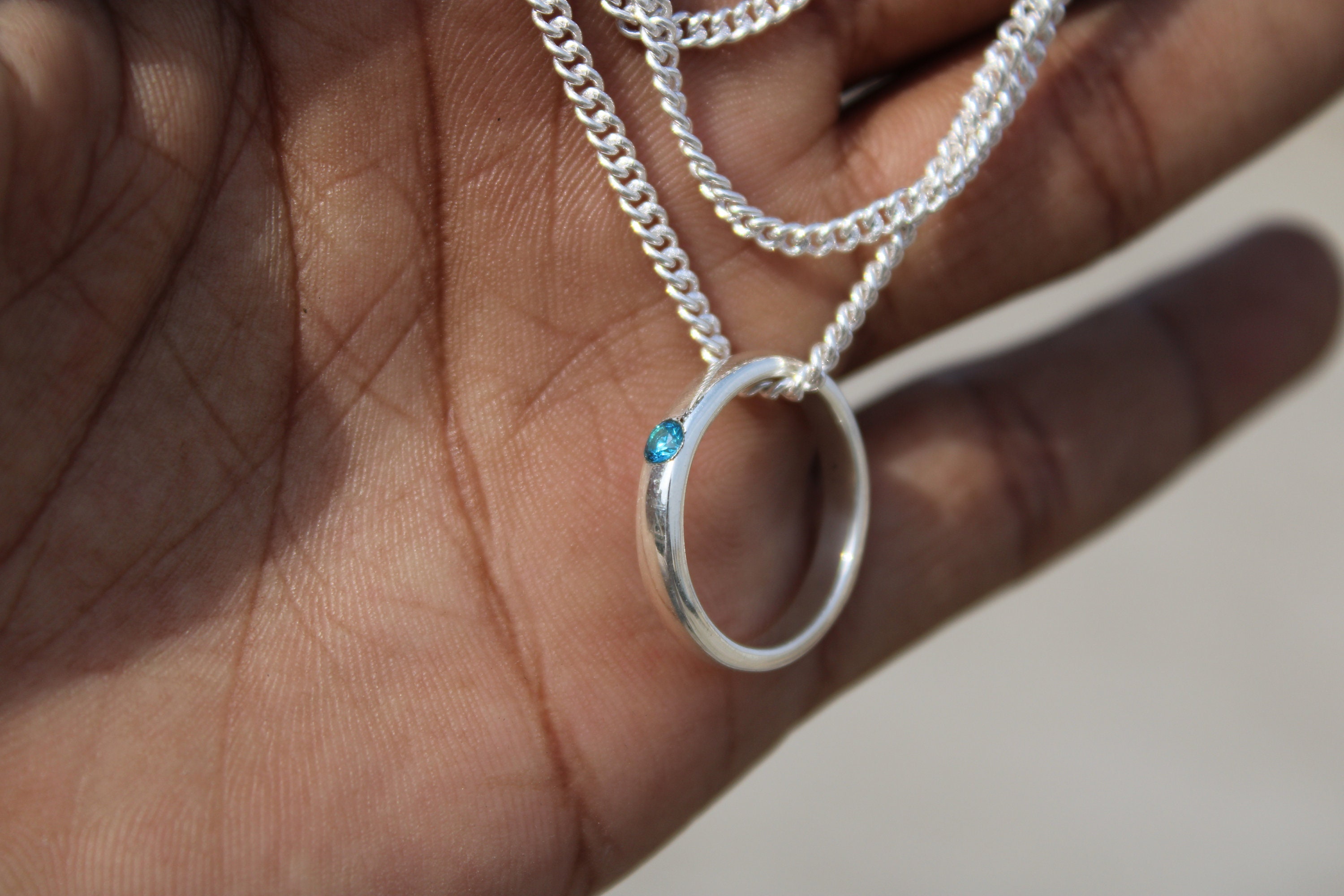 乙骨憂太リングネックレス：スカイブルーストーンシルバーアニメ