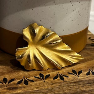 Vintage Gold Tone Articulated Leaf Brooch | Autumn Enamel Fall Jewelry | 1980s Gold Leaf Pin | Vintage Fall Fashion Accessory