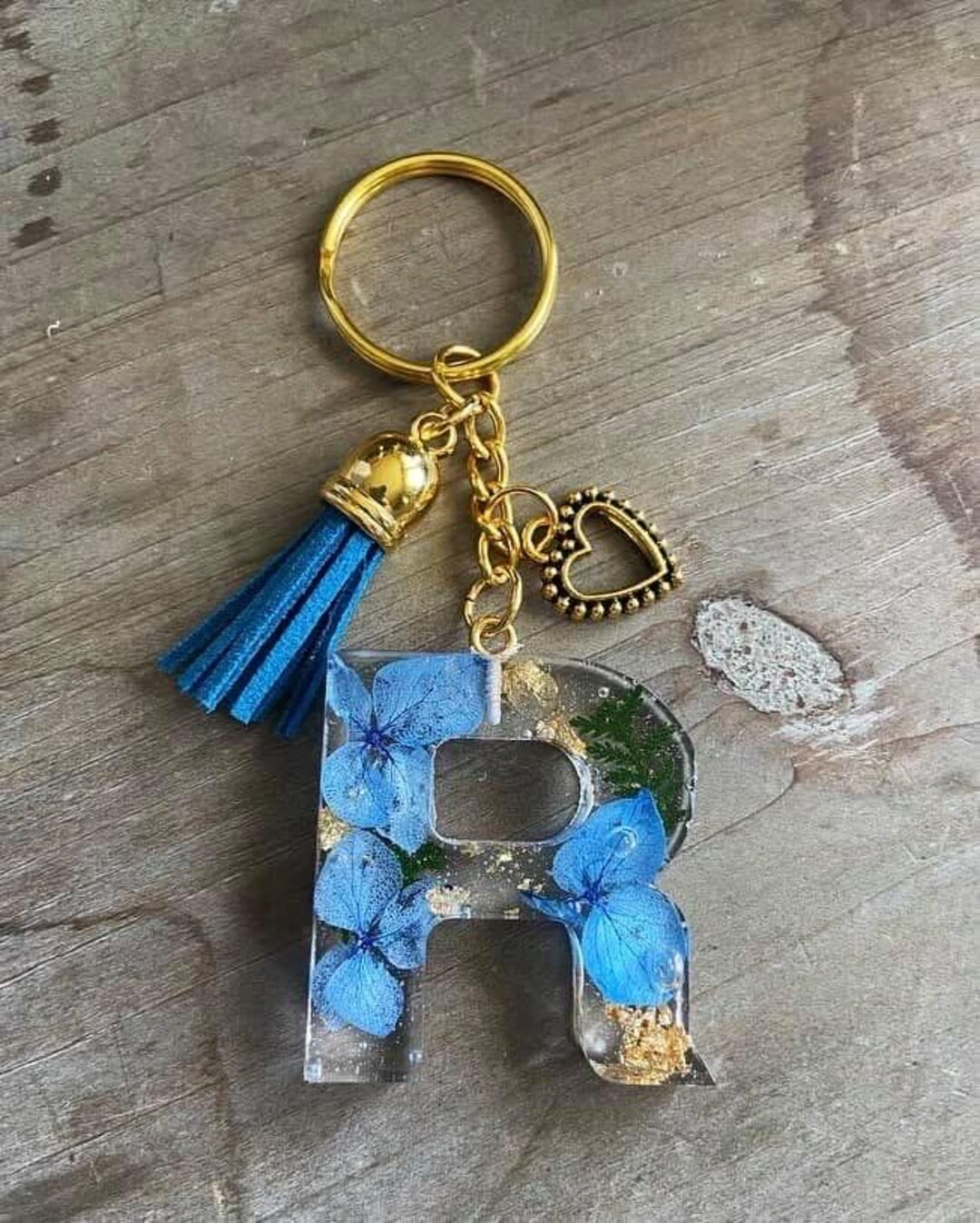 Pressed Powder On Key Chain Pressed Flower Resin Keychain With Gold Accents | Personalized Initial ...
