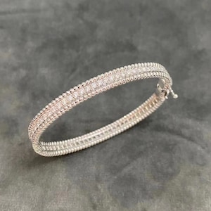 Braccialetto floreale vittoriano con pavé di diamanti