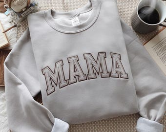 Sweat-shirt ras du cou brodé maman, cadeau maman personnalisé
