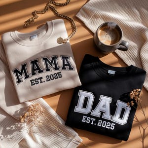 Personalized Mama & Dad Embroidered Sweatshirt, Custom Embroidery Sweatshirt, Matching New Mom and Dad Outfit Gift, Mother day, Father&#39;s Day