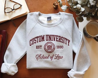 Gestickter benutzerdefinierter College-Sweatshirt-Hoodie, gesticktes personalisiertes Logo-Hochschul-Sweatshirt-Shirt, College Hoodie, Abschlussgeschenk