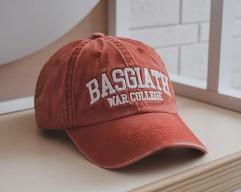 Cappello ricamato Basgiath War College, cappello ricamato Fourth Wing, Xaden Riorson, cappello Dragon Rider, berretto regalo Romantasy Reader Bookish