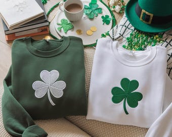 Sweat-shirt brodé pour la Saint-Patrick en forme de trèfle