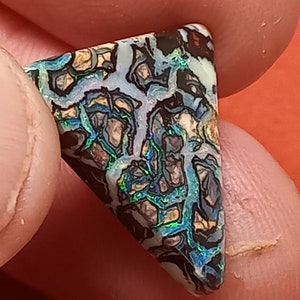 9.35 ct Yowah Nut Opal cut stone  "AMAZING PATTERN"