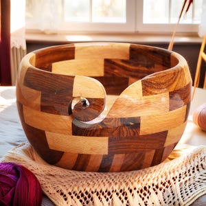 Personalized Large Wooden Yarn Bowl – No-Slip, Tangle-Free Crocheting & Knitting | Handmade Yarn Storage, Mother’s Day Gift, Gift for Her