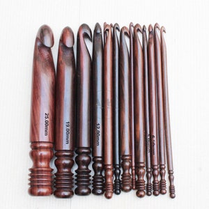 Rosewood Crochet Hook Set: Ergonomic Handmade Knitting Accessories