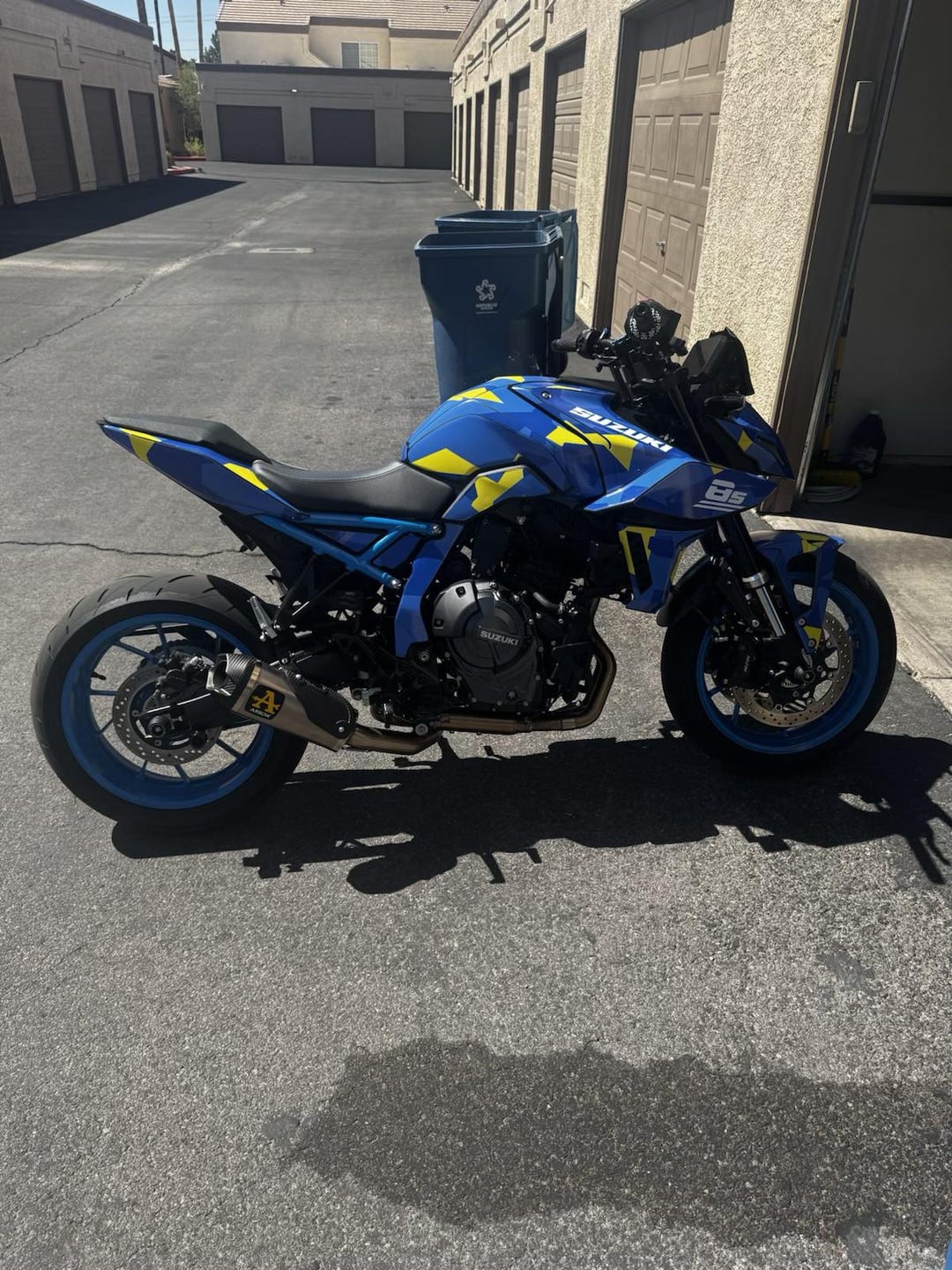 スズキ GSX8S 2023-2024 カスタム迷彩グラフィックキット - 高品質