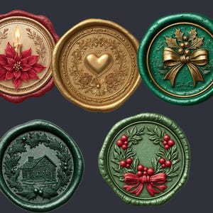 Peut inclure: Collection de sceaux de cire d&eacute;coratifs de diff&eacute;rentes couleurs. Les motifs comprennent un poinsettia avec une bougie, un c&oelig;ur, un n&oelig;ud avec du houx, un chalet et une couronne avec des baies et un n&oelig;ud. Id&eacute;al pour les cr&eacute;ations de vacances.