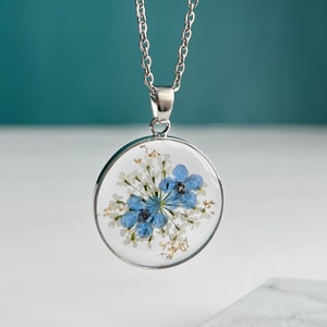 Forget-Me-Nots Blue Flower Necklace Circle Handmade Dried Real Flower Pressed Pendant Resin Flower For Women Floral Necklace Resin For Her