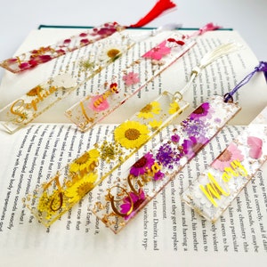 Pressed Flower Acrylic Resin Bookmark with Personalization With Gift Box Customized Name Phrase Pressed Flower Bookmark Personalized Gift