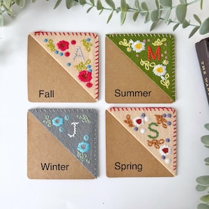 Hand Embroidered custom bookmark Floral Felt Corner Bookmark Gift Envelope Personalizable Letter Bookmark Seasons Stitched Flower Gift