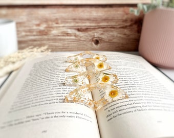 Floral Resin Page Holder: Pressed White Daisy Book Accessory