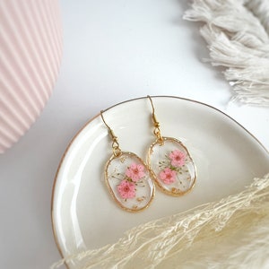 Handgemaakte vergeet-mij-niet-bloemoorbellen: 18k vergulde harshanger