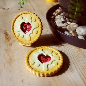 Custom Jammy Biscuit Picture Frame
