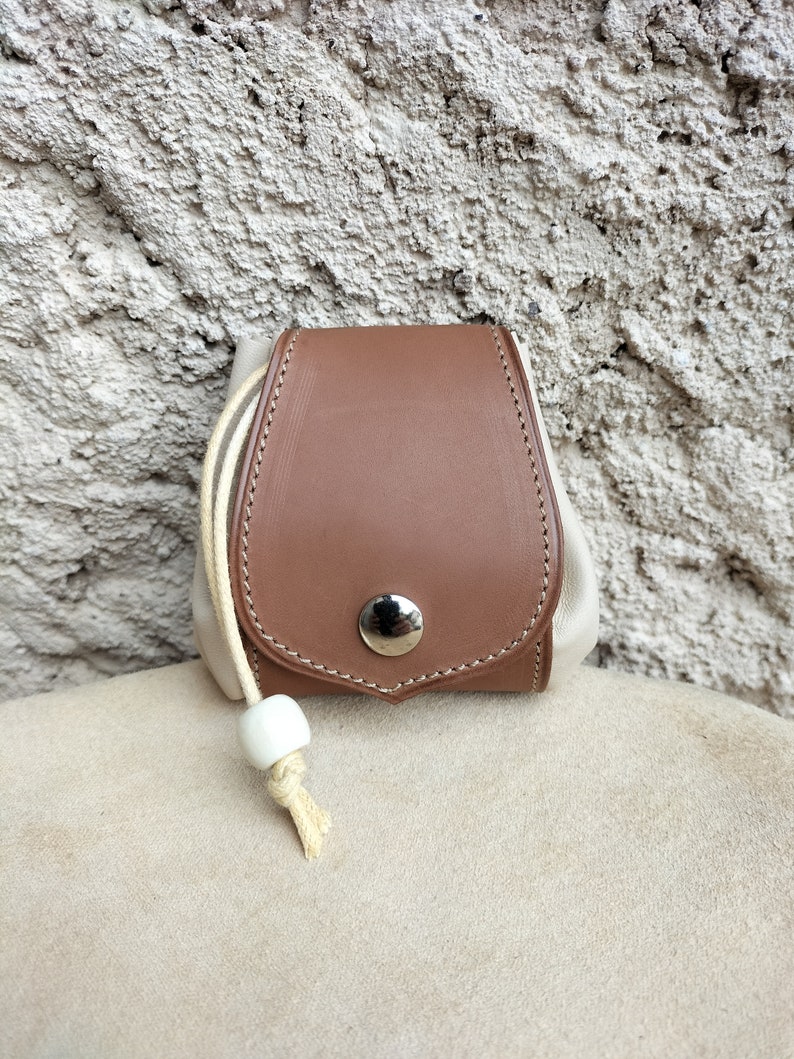 Bourse en cuir personnalisable, porte-monnaie en cuir personnalisable, escarcelle cuir, porte-monnaie bourse, cadeau cuir Beige