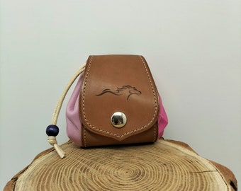 Leather purse with horse decor, personalized leather purse, leather purse for riders