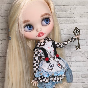 Blythe custom doll Alice in Wonderland