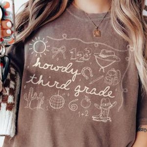 3rd Grade Teacher Shirt, Comfort Colors Tee, Western HOWDY Shirt, Back to School Gift for Custom Teacher Team Shirts, Western Teacher Tshirt