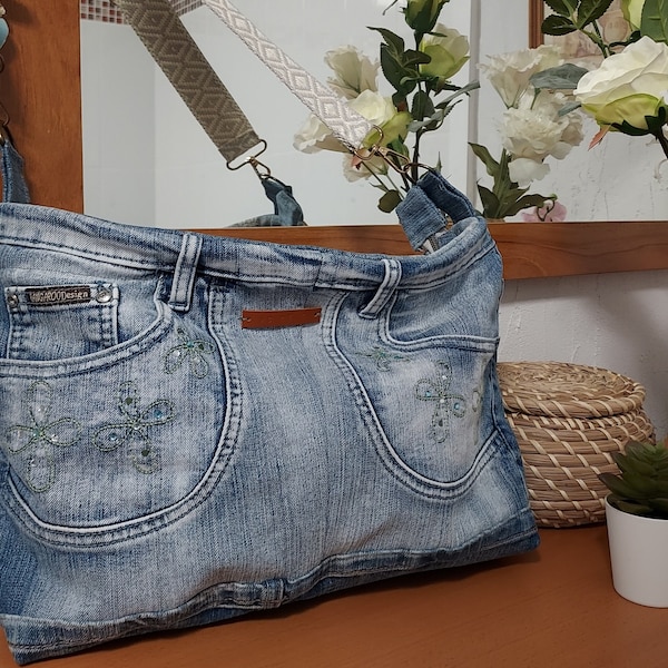 Sac besace en jeans denim recyclé pour femme style bohème