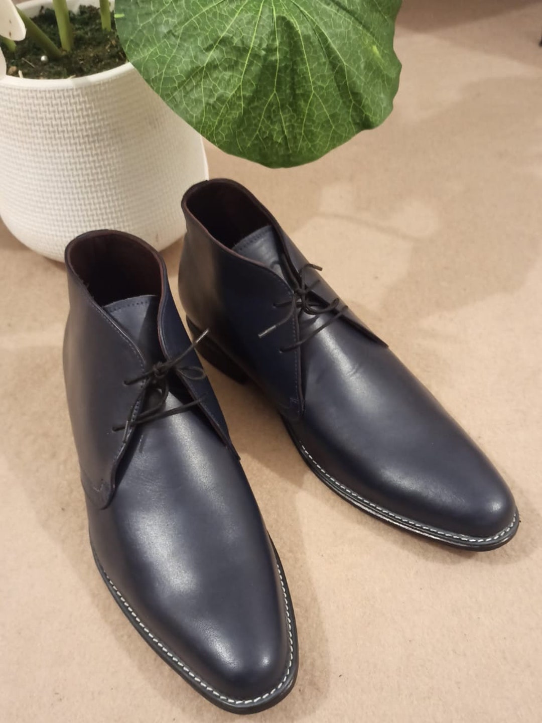 mens navy blue chukka boots