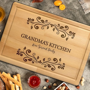 Grandma Cutting Board, Personalized Cutting Board, Custom Charcuterie Board, Gift for Mom, Gift for Nana, Gift for Grandma, Kitchen Decor