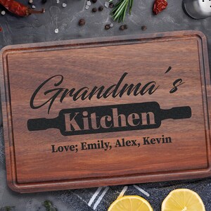Custom Grandma Cutting Board, Grandma Gift, Engraved Cutting Board, Grandma Design Gift, Gift for Mom, Gift for Nana, Grandma Gift