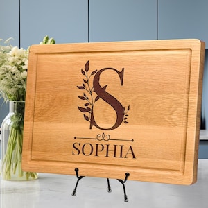 Personalized Valentines Day Gift Cutting Board, Couple Gift for Her, Custom Gift for Him, Engraved Gift for Woman, Unique Gift for Men