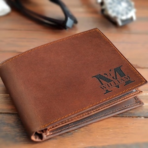 Cartera de hombre personalizada con grabado, de cuero genuino negro suave, ideal como regalo para él, novio, esposo, papá o Navidad.