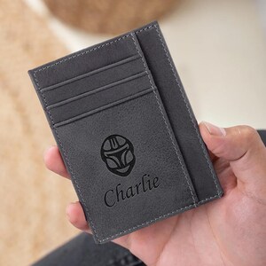 Cartera personalizada, regalo del Día del Padre, tarjetero minimalista de cuero, tarjetero para él, regalo para novio, regalo para él, cartera hecha a mano