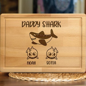 Custom Daddy Shark Designed Cutting Board, Personalized Gift for Dads Grandpas, Fathers Day Gift, Dads Birthday Gift, Gift from Kids or Wife