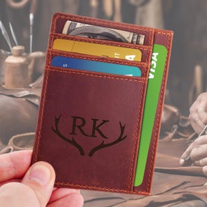 Tarjetero delgado de cuero para Black Friday, billetera personalizada, billetera minimalista, billetera pequeña para identificación hecha a mano, regalo de aniversario para él o ella.
