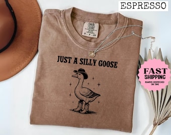 Comfort Colors Silly Goose On The Loose Shirt, Goose T-Shirt, Silly Goose Shirts, Funny Graphic Shirt, Cute Goose Shirt, Easter Shirt