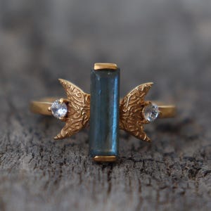 Genuine Labradorite Ring Bar Ring 925 Sterling Silver Engagement ring Handmade ring for Her Triple Moon Phase Promise Ring Women Jewelry