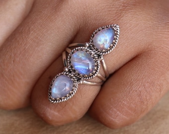 Rainbow Moonstone Ring ~ 925 Sterling Silver Ring ~ Natural Moonstone Ring ~ Handmade Boho Simple Ring ~ Birthstone Gemstone Jewellery