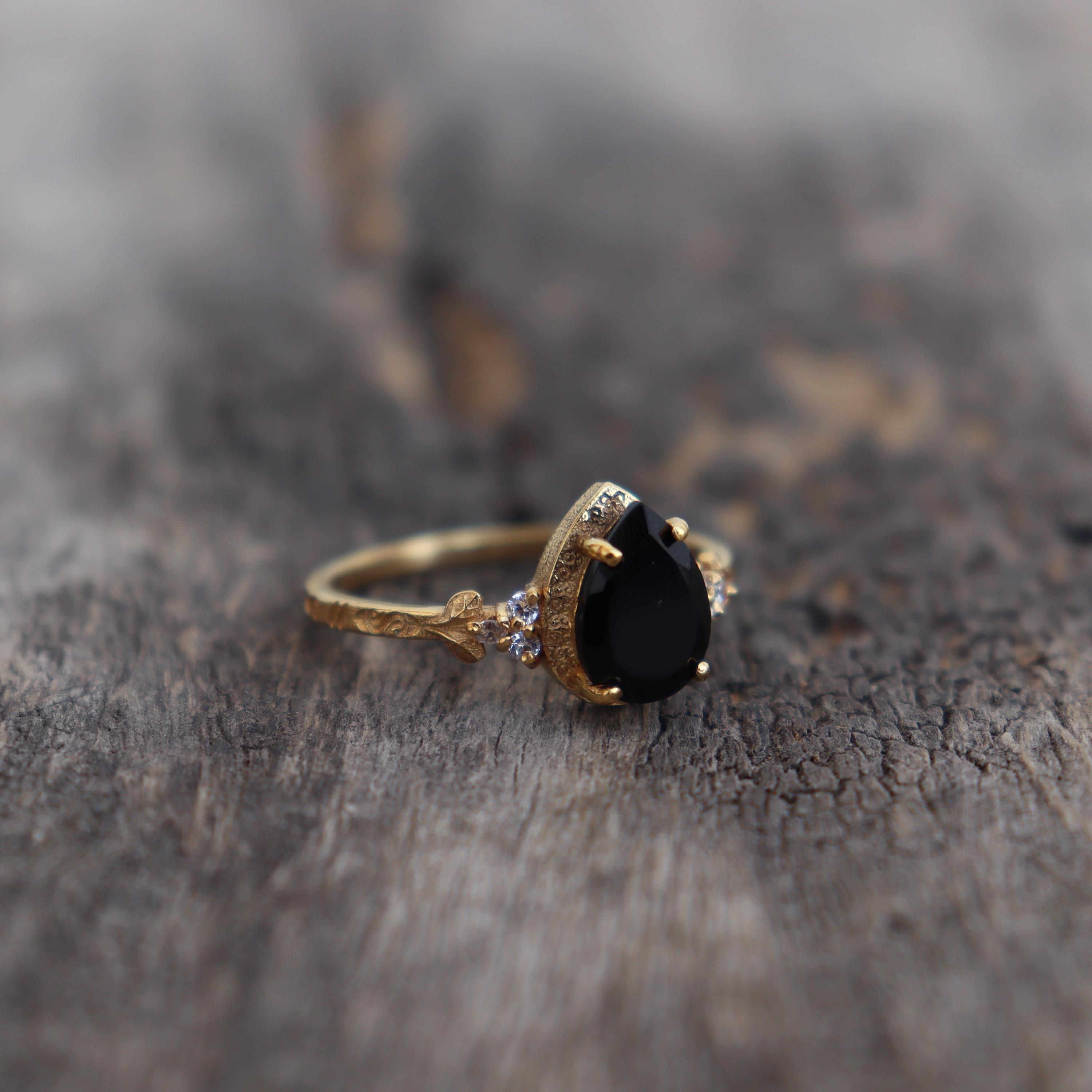 【限定値下げ】リング　ブラックオニキス　ゴールドヴェルメイユ GYPPHY - RECTANGLE BLACK ONYX RING / レクタングル ブラック