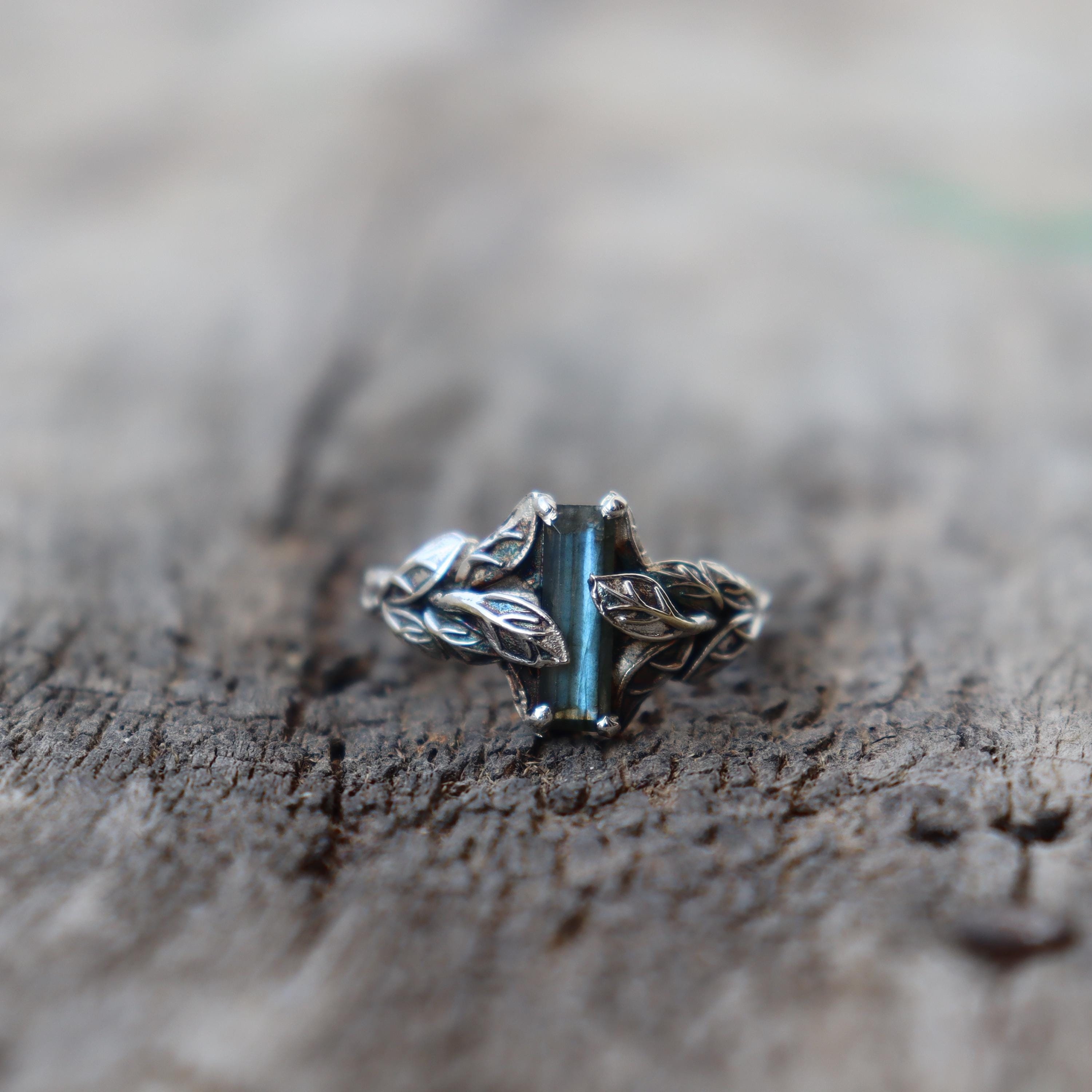 Nature Inspired Labradorite Ring, Silver Branch 925 Sterling