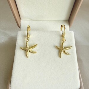18k Gold plated Starfish Hoop Earrings | Beach Holiday Jewellery | Coastal Dangle Earrings | Nautical Gift for Her | Ocean Inspired Earrings