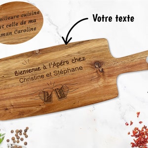 Planche à découper personnalisée Planche apéro personnalisable avec votre texte Texte gravé 2 modèles de gravure Cadeau Cuisine image 1