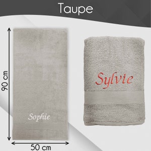 Serviette de toilette personnalisée 50x90 cm Prénom brodé personnalisable Serviette de bain 100% coton Drap de douche matière éponge Taupe