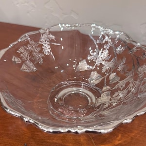 Cuenco de cristal Silver City Glass "Flanders" con base y decoración de amapolas de plata esterlina - VINTAGE 6 7/8”