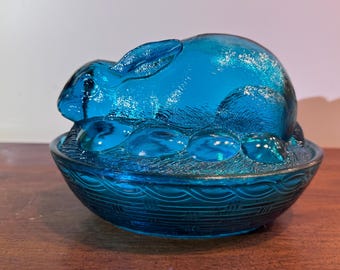 Fenton Royal Teal Blue Bunny Nest Candy Dish – Vintage Glass Easter Decor