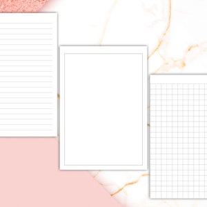 K&ouml;nnte beinhalten: Drei leere Bl&auml;tter Papier, eines liniert, eines glatt und eines mit einem Raster. Die Bl&auml;tter liegen auf einem rosa und wei&szlig;en Marmorhintergrund.