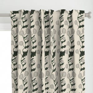 Panel de cortina con rayas florales - Vid floreciente - Verde musgo oscuro beige bohemio con estampado floral personalizado