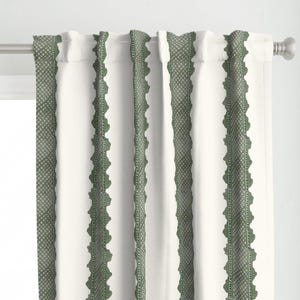 Panel de cortina de rayas verde salvia - Rayas verdes suaves - Panel de cortina personalizado con estampado clásico tradicional