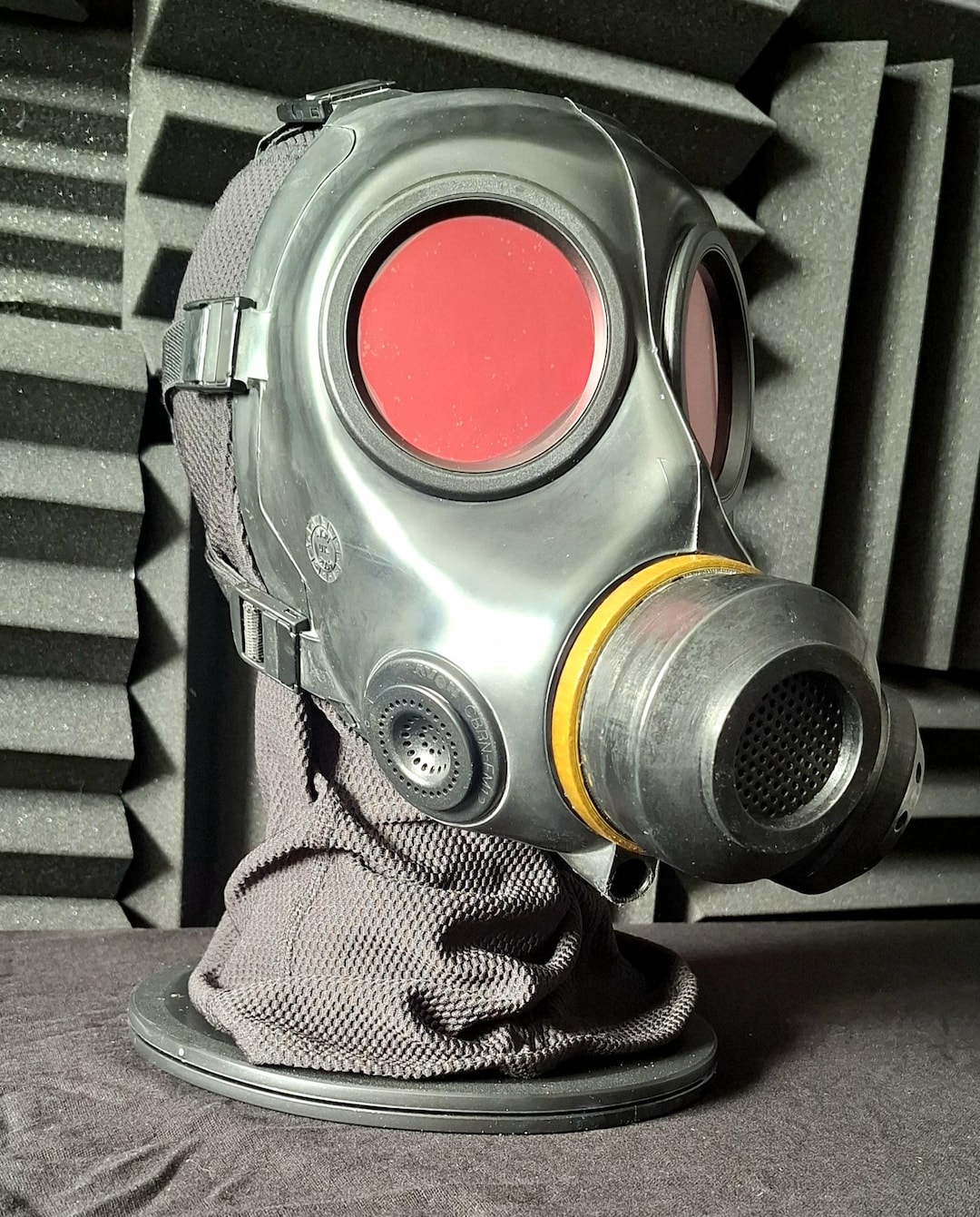 Resident Evil Requiem the Commanders Gas Mask SIZE 2 - Etsy UK