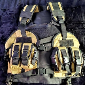 Resident Evil 2 Hunk LBV Vest