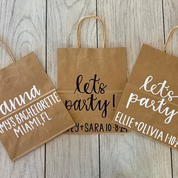 Custom Gift Bag, Custom Kraft Gift Bag, Medium Kraft Gift Bag, Personalized Gift Bag, Hand Lettered,  Party Favor, Welcome Bag, Event Bag