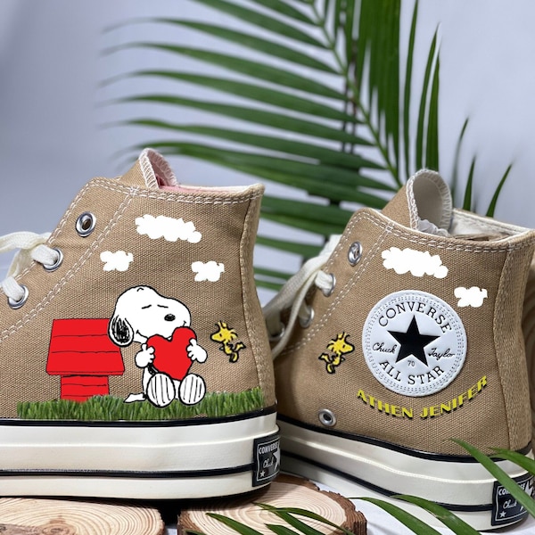 Peanuts Dog Converse, Embroidery Designs Dog Shoes, Custom Peanuts Dog's House, Embroidery Chuck Taylor 1970s, Custom Name Converse